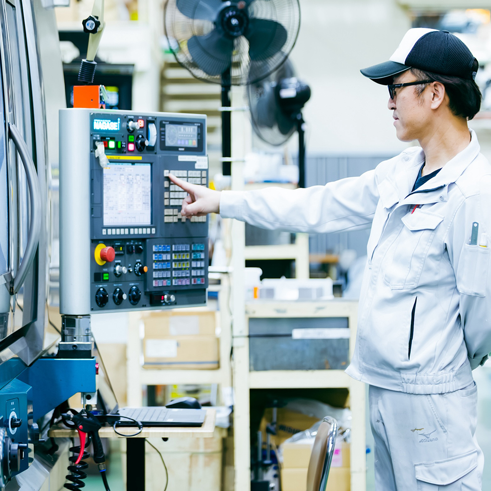 金型設計・製造
